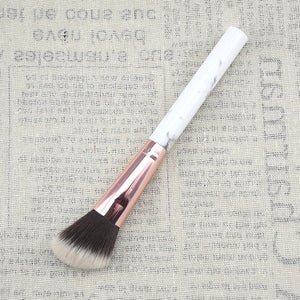 Multifunctional Makeup Brush